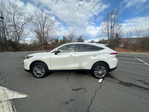 2022 Toyota Venza Limited