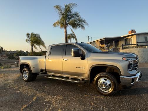 2024 Chevrolet Silverado 3500 LTZ