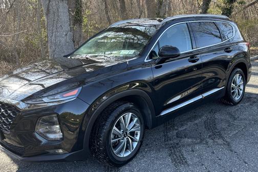 Black 2019 Hyundai SANTA FE SEL Plus 2.4