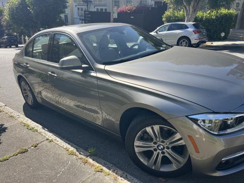 2018 BMW 330 i