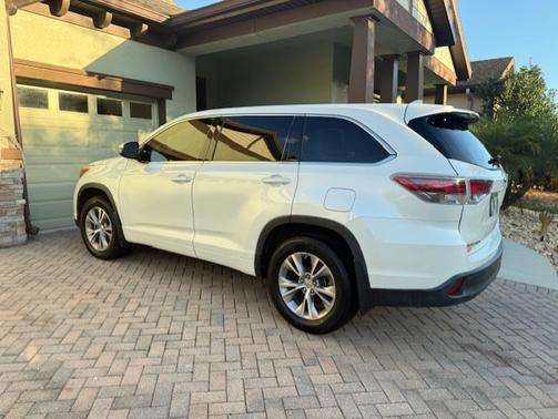 2015 Toyota Highlander LE