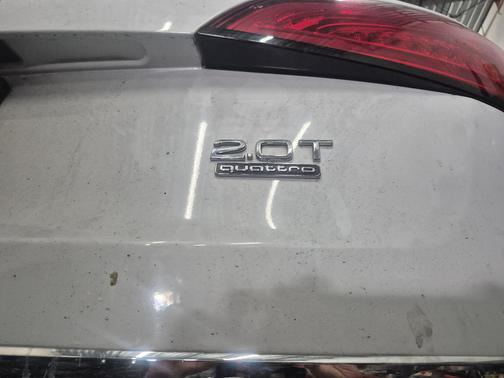 White 2015 Audi Q5 2.0T Premium Plus
