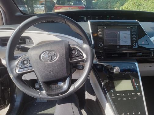 2019 Toyota Mirai Base