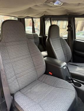 1999 Jeep Cherokee Sport 4WD