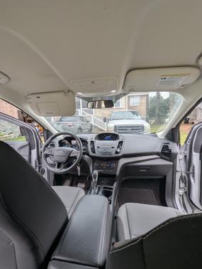 2019 Ford Escape S
