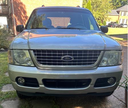 2005 Ford Explorer XLT