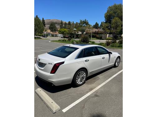 2018 Cadillac CT6 PLUG-IN Base
