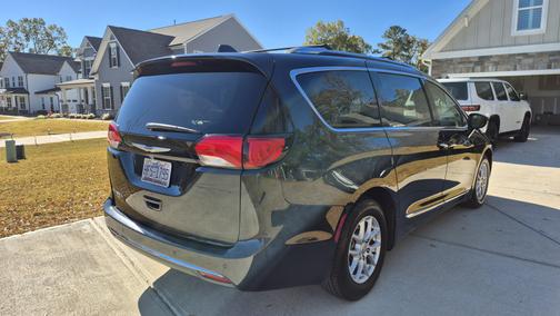 2020 Chrysler Pacifica Touring L