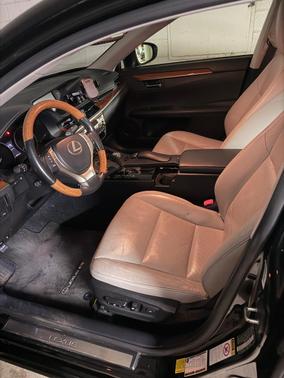 Black 2013 Lexus ES 300h Base