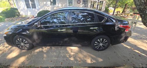Black 2014 Nissan Altima 2.5 S