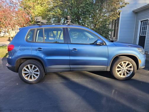 2017 Volkswagen Tiguan Limited 2.0T