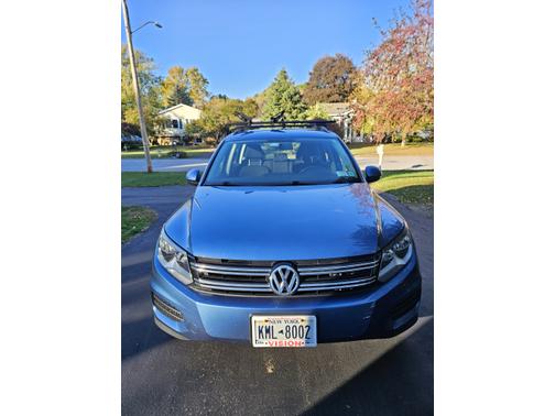 2017 Volkswagen Tiguan Limited 2.0T