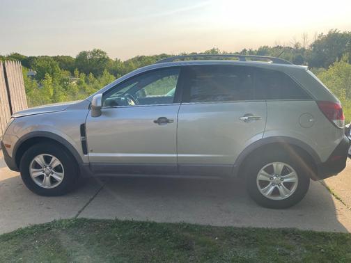 Silver 2008 Saturn Vue XE