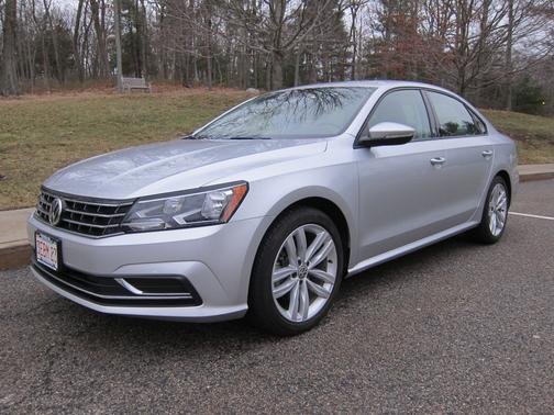 2019 Volkswagen Passat 2.0T Wolfsburg Edition
