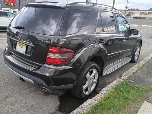 Green 2008 Mercedes-Benz M-Class ML 350 4MATIC