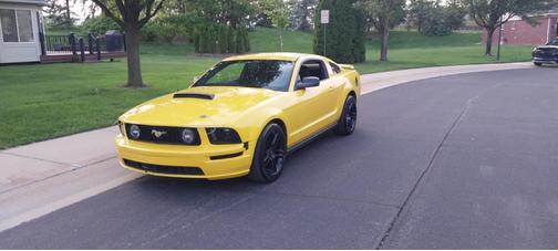 2006 Ford Mustang Base