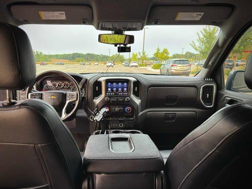 Black 2021 Chevrolet Silverado 1500 LT