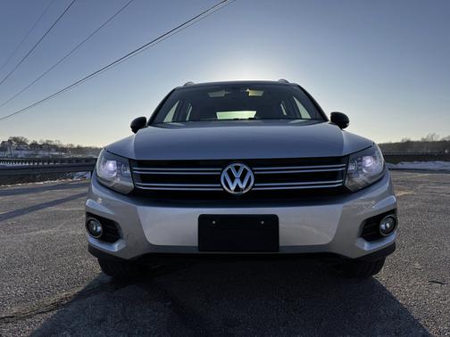 2017 Volkswagen Tiguan 2.0T Sport