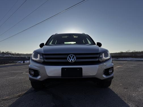 2017 Volkswagen Tiguan 2.0T Sport