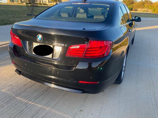 2011 BMW 528 i