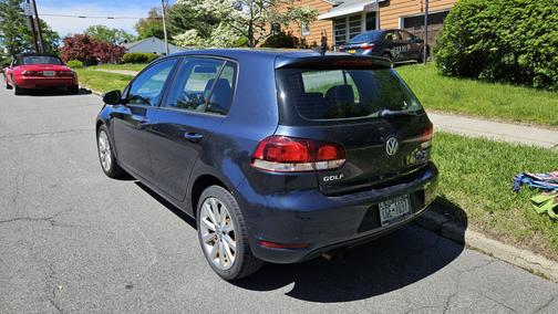 Blue 2013 Volkswagen Golf TDI