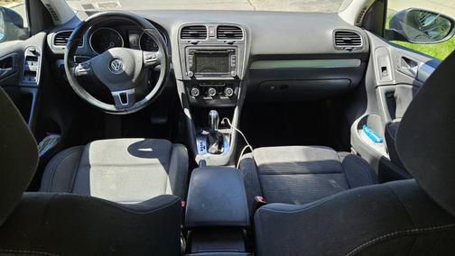Blue 2013 Volkswagen Golf TDI