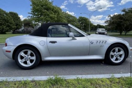 2001 BMW Z3 2.5i Roadster