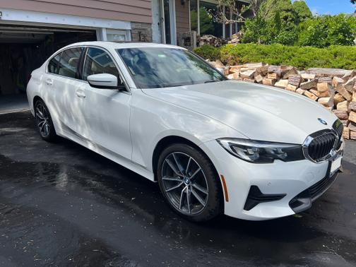 2019 BMW 330 i xDrive