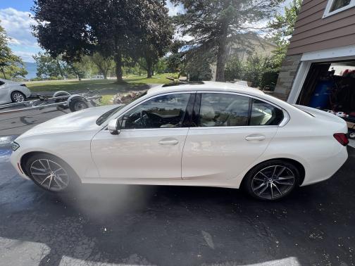 2019 BMW 330 i xDrive