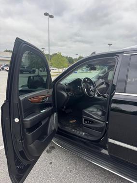 Black 2019 Cadillac Escalade Luxury