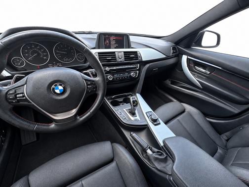 Black 2017 BMW 330 i
