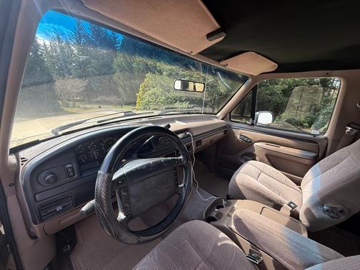 1996 Ford Bronco XLT