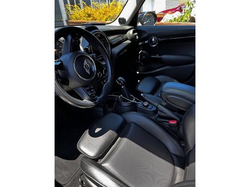 2017 MINI Hardtop Cooper