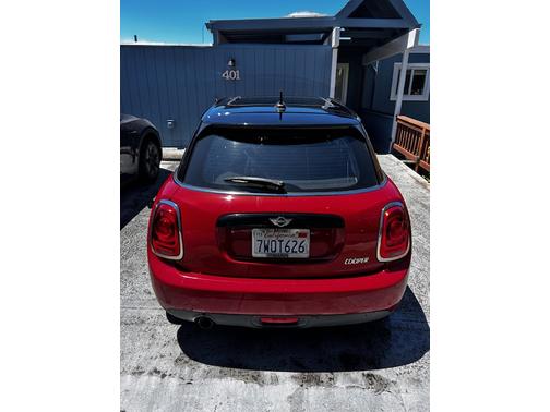2017 MINI Hardtop Cooper