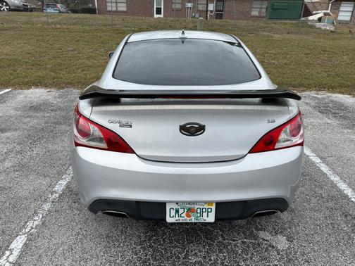 2010 Hyundai Genesis Coupe 3.8