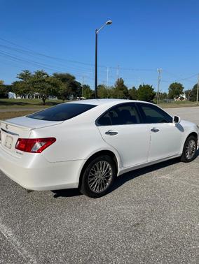 White 2007 Lexus ES 350 Base