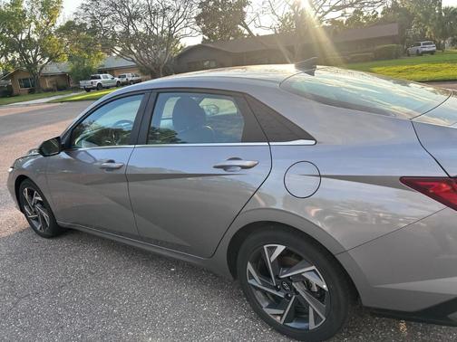 Silver 2025 Hyundai ELANTRA HEV Limited