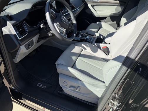 Black 2022 Audi Q5 Sportback S line Premium Plus