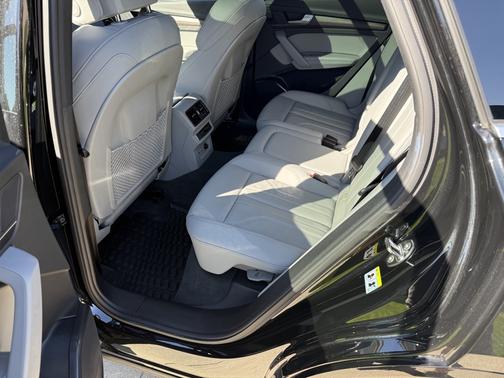 2022 Audi Q5 Sportback S line Premium Plus