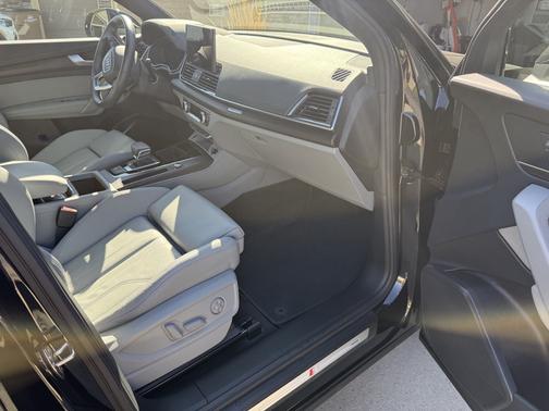 2022 Audi Q5 Sportback S line Premium Plus