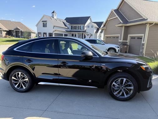 2022 Audi Q5 Sportback S line Premium Plus