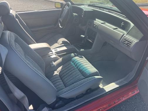 1992 Ford Mustang GT