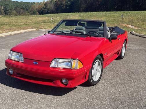 1992 Ford Mustang GT