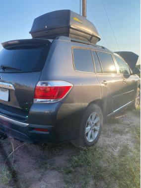 2013 Toyota Highlander SE