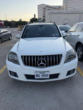 White 2011 Mercedes-Benz GLK-Class GLK 350