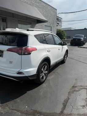 White 2016 Toyota RAV4 XLE