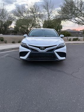 White 2021 Toyota Camry SE