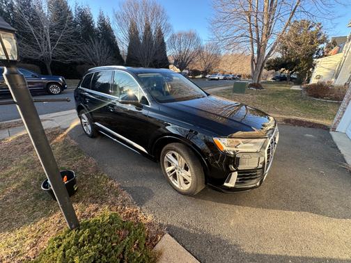 2020 Audi Q7 45 Premium