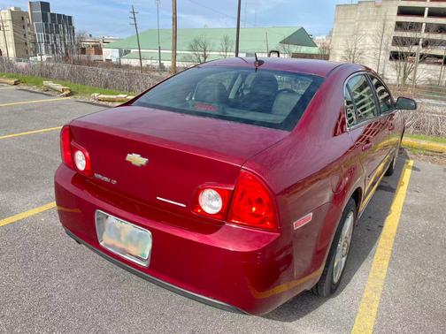 2011 Chevrolet Malibu 2LT