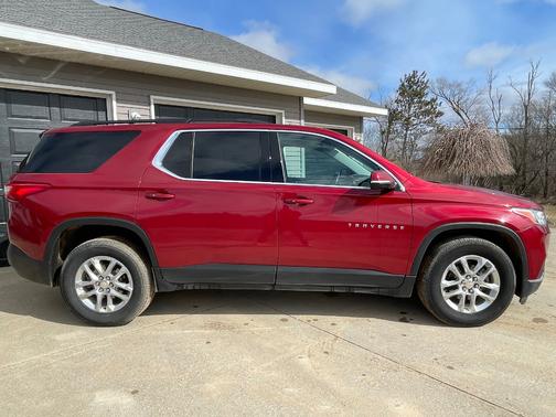 2020 Chevrolet Traverse LT Cloth